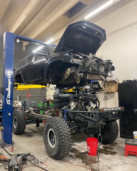 Solid axle 4Runner with supercharged Tundra V8 on 40 inch tires!