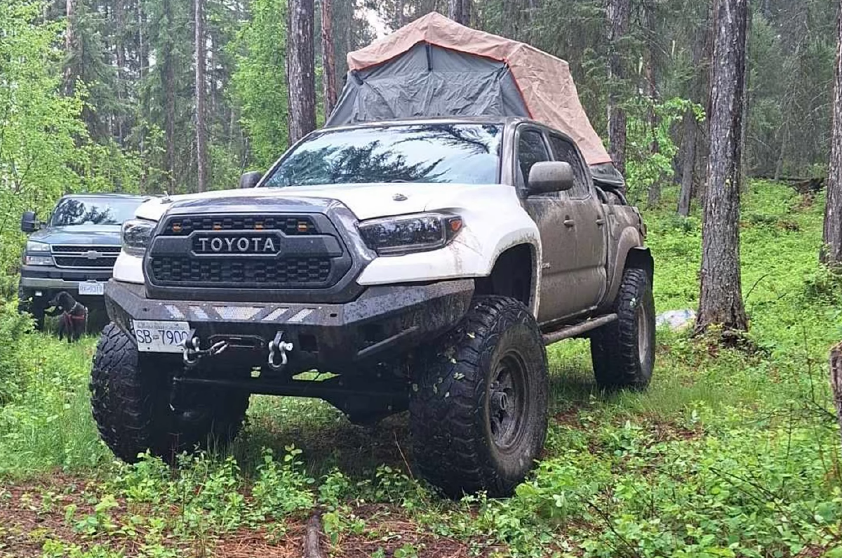 2010 Toyota Tacoma on 40s