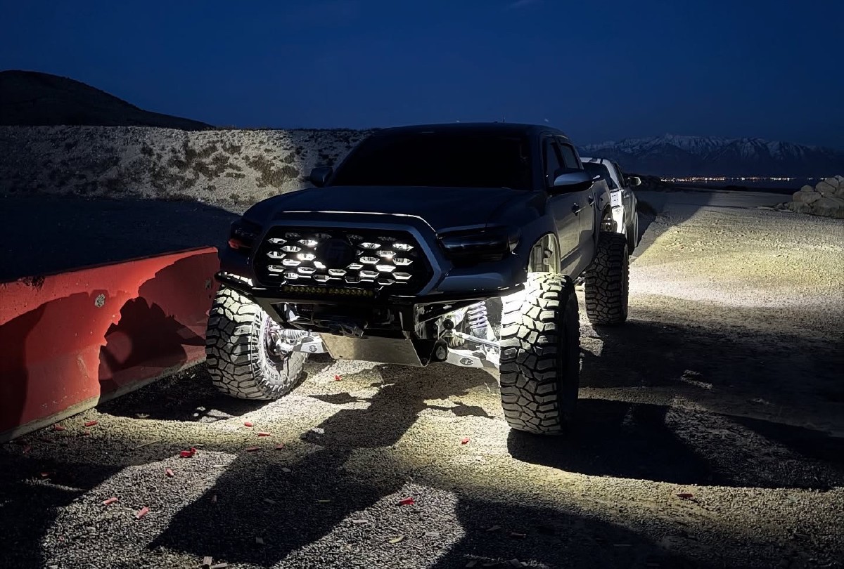 Jack's TRD Off Road Tacoma on 37s