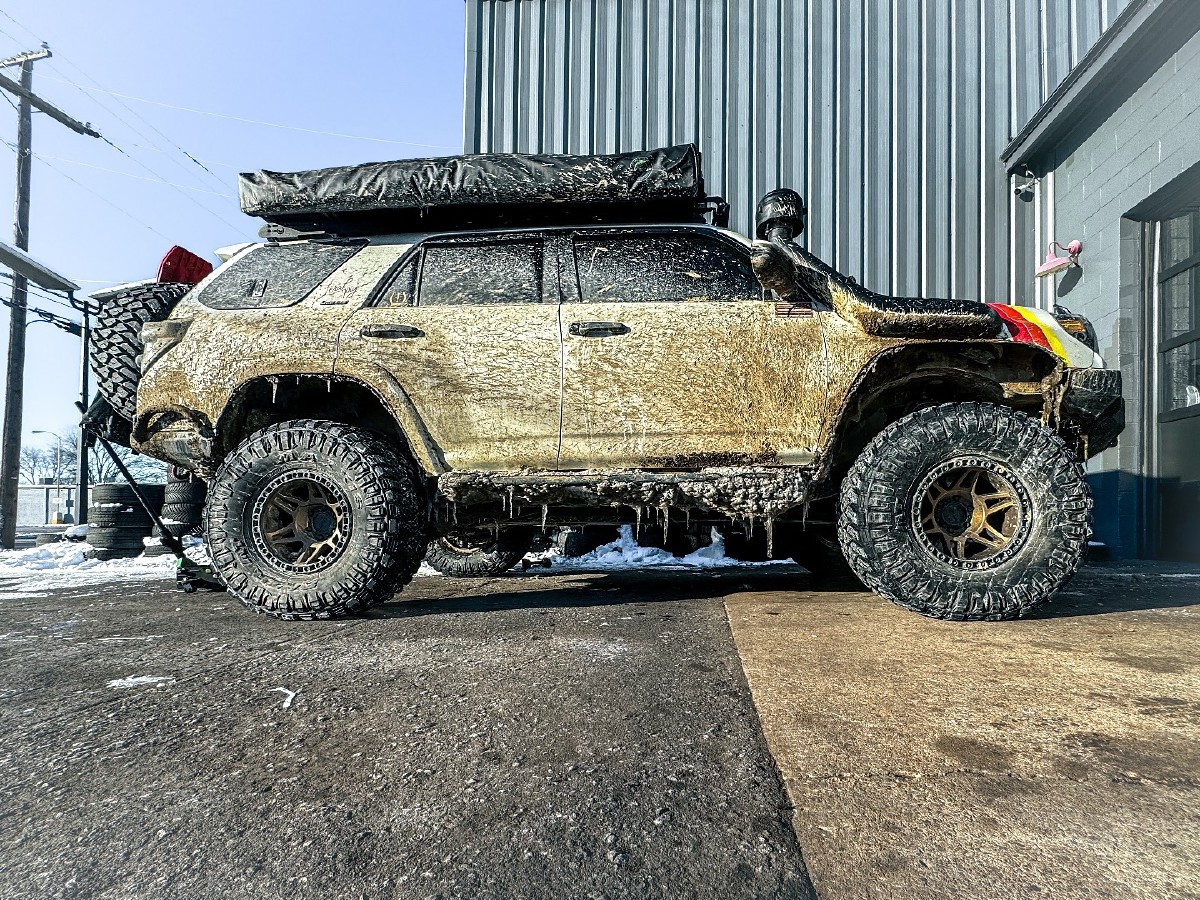 feralpigrig's 2015 4Runner on 37s with 7.5mpg